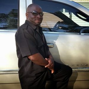 Meet your Posher, Derrick